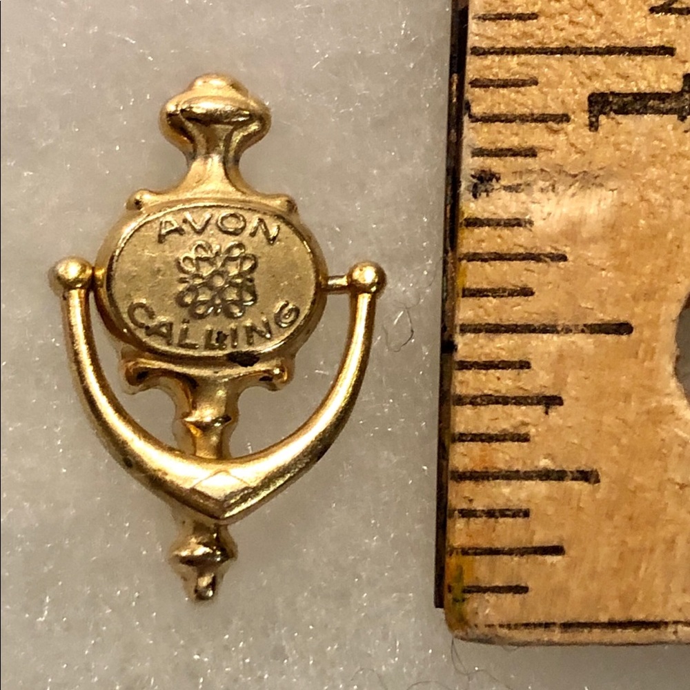 Vintage Avon Calling pin